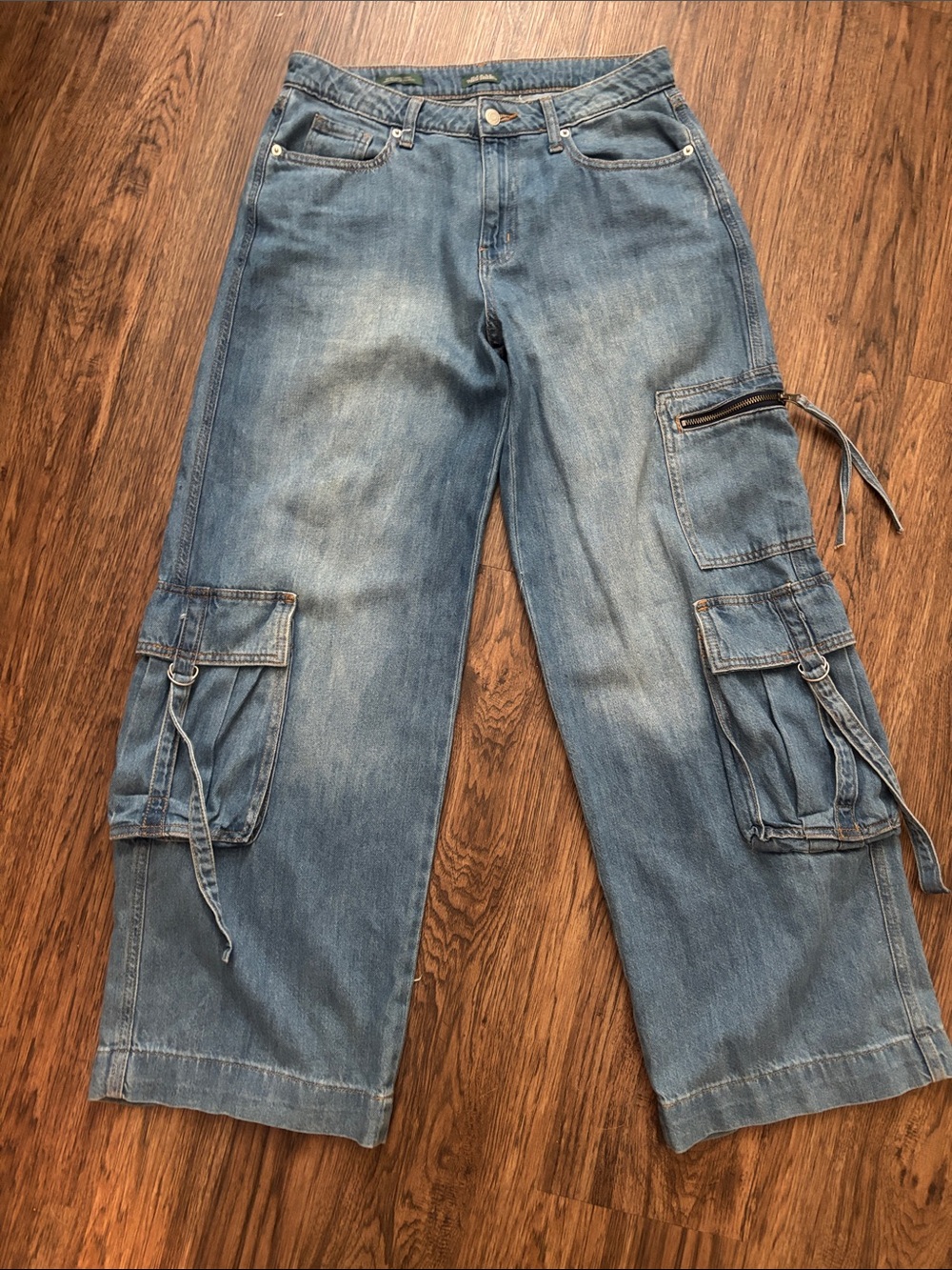 Wild Fable Mid-Rise Baggy Cargo Jeans 6R Y2K Wide Leg Utility Light Wash